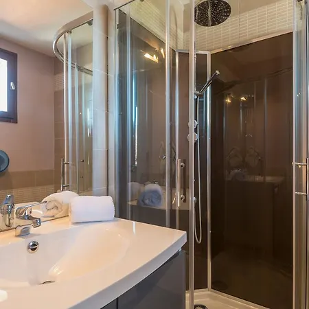 L'hotellerie Le Reverbere 3*