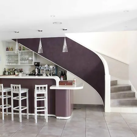 L'hotellerie Le Reverbere Hotel